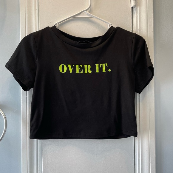Tops - Fashion Nova Black Graphic Crop Top